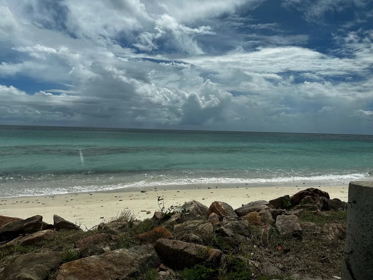 Darkwood Beach, Antigua